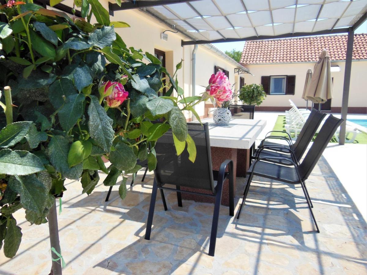 Holiday Home Tuta Polaca Exterior foto